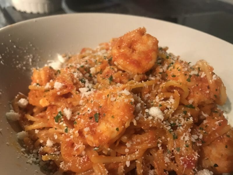 Cliquez pour zoomer ! Spaghettis aux crevettes et à l’ail Thermomix par virginiecook