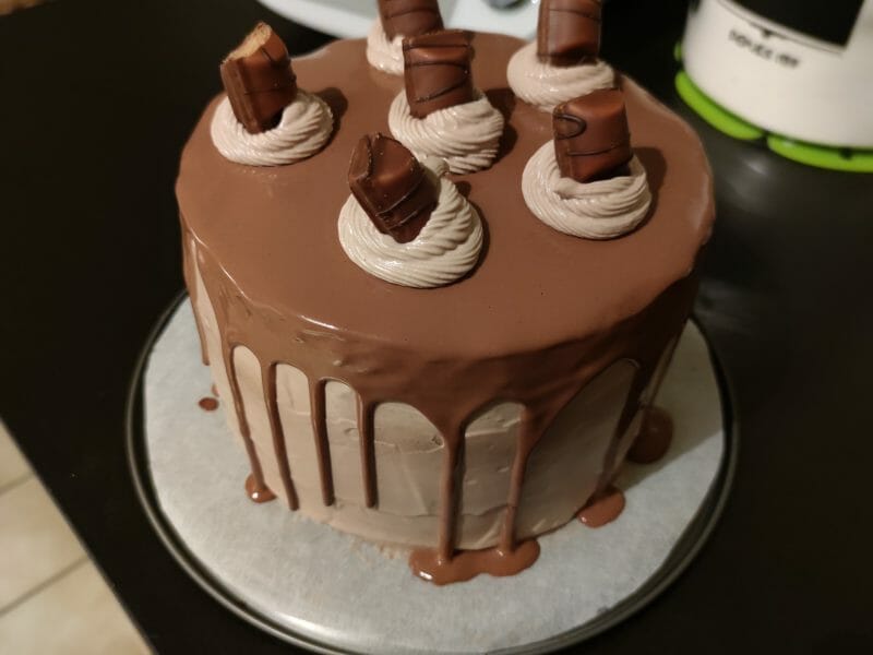 Cliquez pour zoomer ! Layer cake Kinder Bueno Thermomix par Gcelian