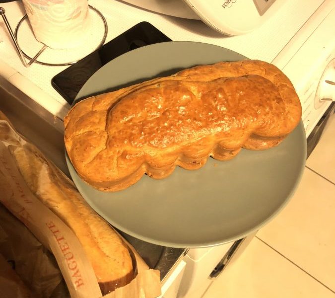 Cliquez pour zoomer ! Cake salé jambon fromage et olives Thermomix par Elomalorie