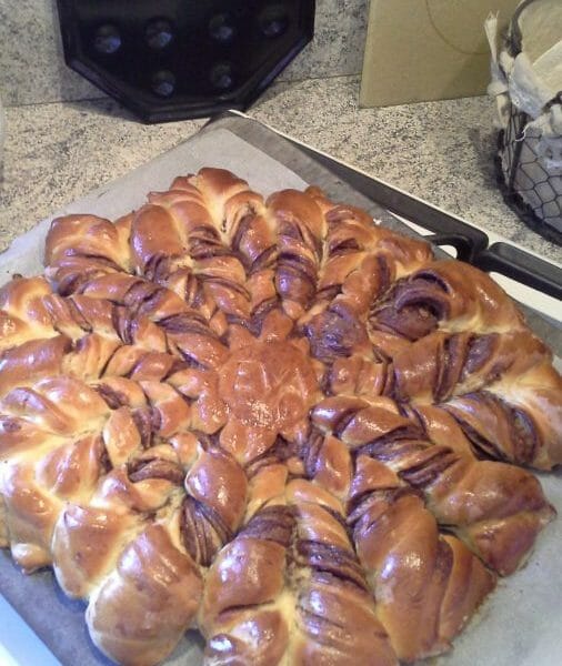 Cliquez pour zoomer ! Brioche étoilée au Nutella Thermomix par Isabelleandre