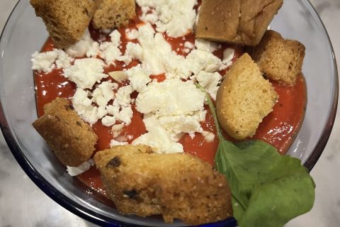 Cliquez pour zoomer ! Soupe froide aux poivrons rouges Thermomix par socuisinette