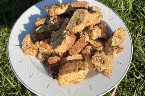 Cliquez pour zoomer ! Biscotti amandes, abricots et pistaches Thermomix par socuisinette