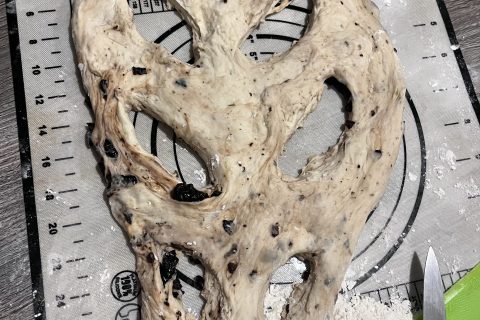 Cliquez pour zoomer ! Fougasse olives et lardons Thermomix par socuisinette