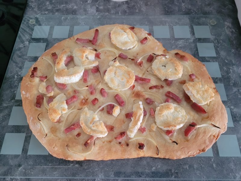 Cliquez pour zoomer ! Fougasse chèvre et lardons Thermomix par evazia67