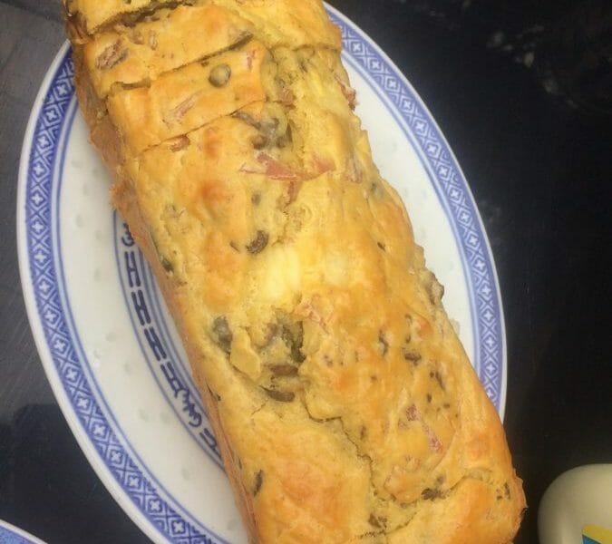 Cliquez pour zoomer ! Cake salé jambon fromage et olives Thermomix par audrey34k