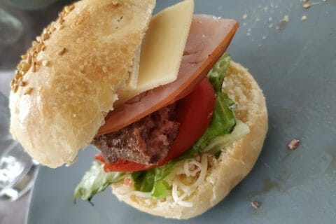 Cliquez pour zoomer ! Pains hamburger Thermomix par Syriaubenthi