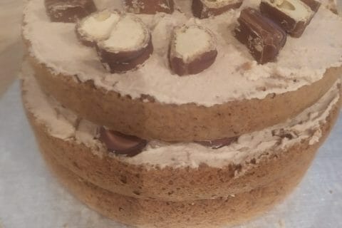 Cliquez pour zoomer ! Layer cake Kinder Bueno Thermomix par Syriaubenthi