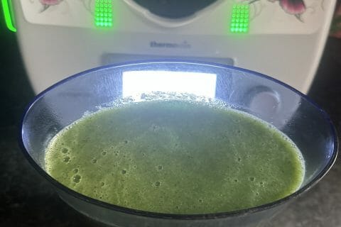 Cliquez pour zoomer ! Soupe froide courgette et concombre Thermomix par Nadege57255