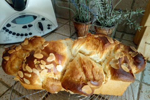 Cliquez pour zoomer ! Brioche aux pommes caramélisées au Thermomix