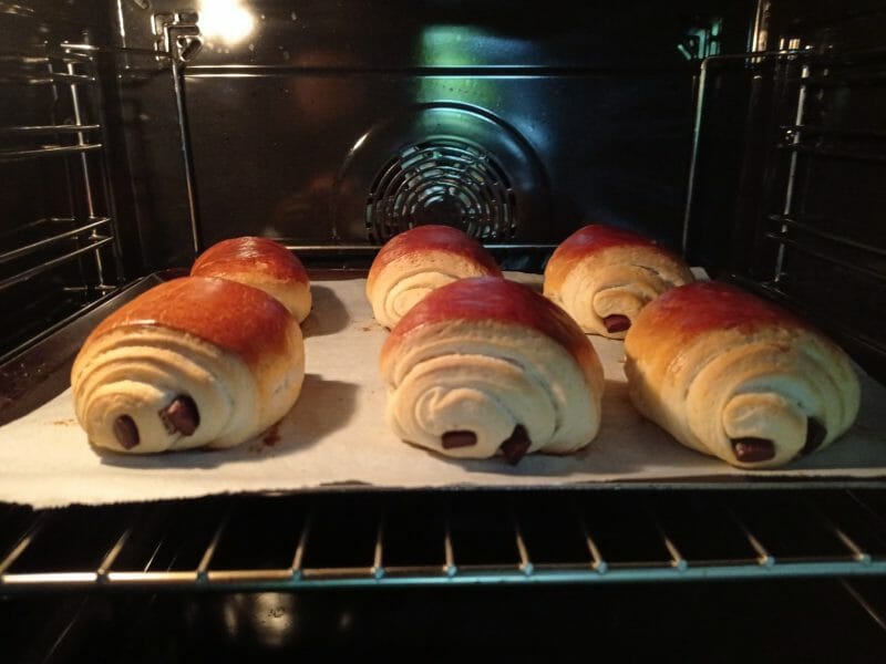 Cliquez pour zoomer ! Pains au chocolat briochés Thermomix par Marie 🌹🌹