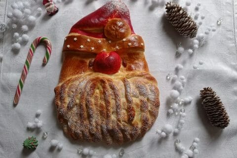 Cliquez pour zoomer ! Brioche Père Noël Thermomix par Marie 🌹🌹