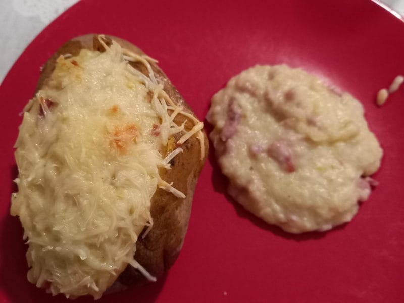 Cliquez pour zoomer ! Pommes de terre farcies à la purée d’endives et aux lardons Thermomix par Floflower