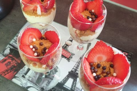Cliquez pour zoomer ! Tiramisu aux framboises et spéculoos Thermomix par Titemamam