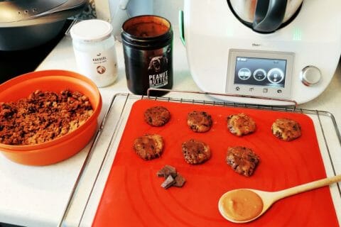 Cliquez pour zoomer ! Cookies beurre de cacahuète et pépites de chocolat Thermomix par Gilles 75