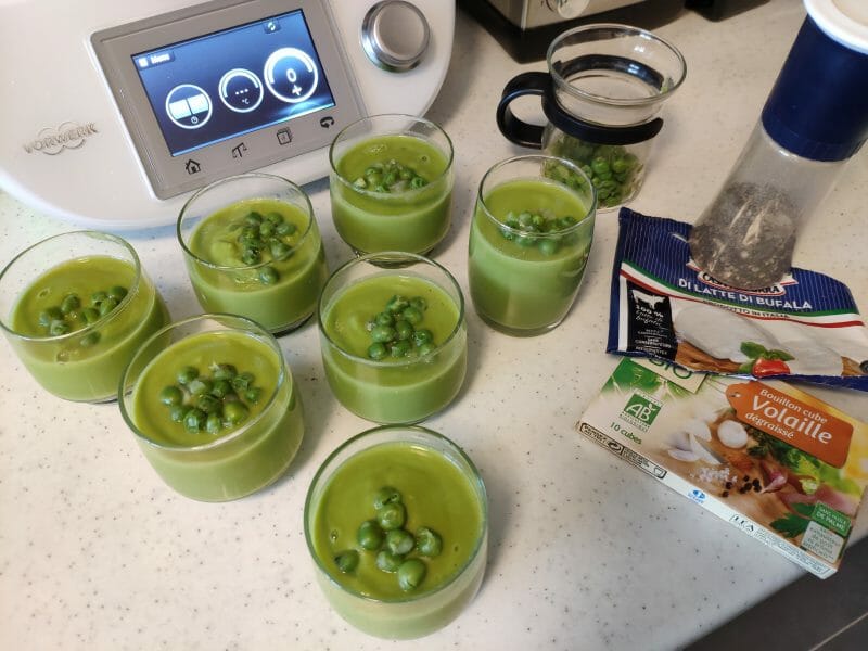 Cliquez pour zoomer ! Crème de petits pois à la mozzarella Thermomix par Gilles 75