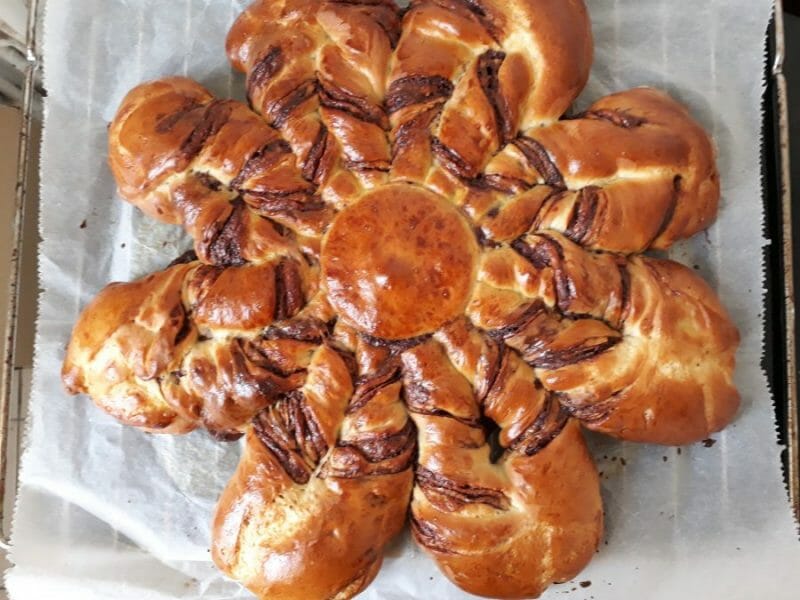 Cliquez pour zoomer ! Brioche étoilée au Nutella Thermomix par Manoucuisine