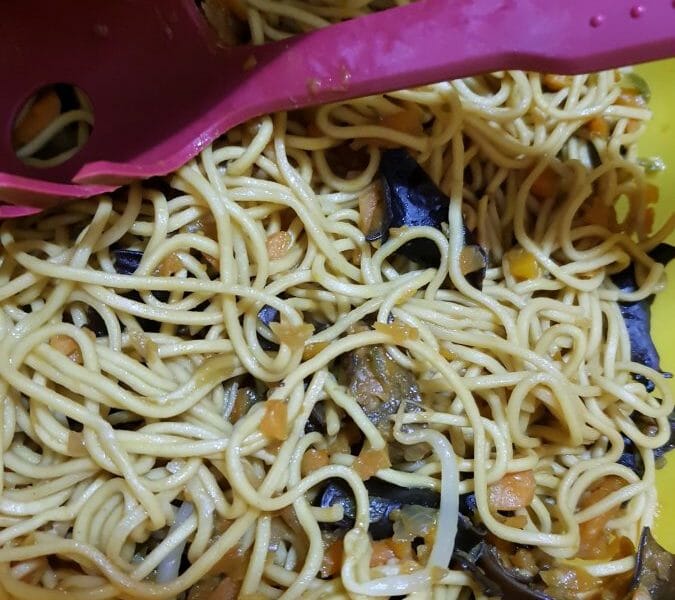 Cliquez pour zoomer ! Nouilles chinoises Thermomix par Aurelili30