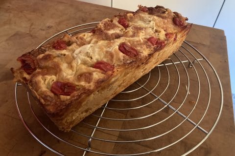 Cliquez pour zoomer ! Cake tomates mozzarella et lardons Thermomix par Ousseau
