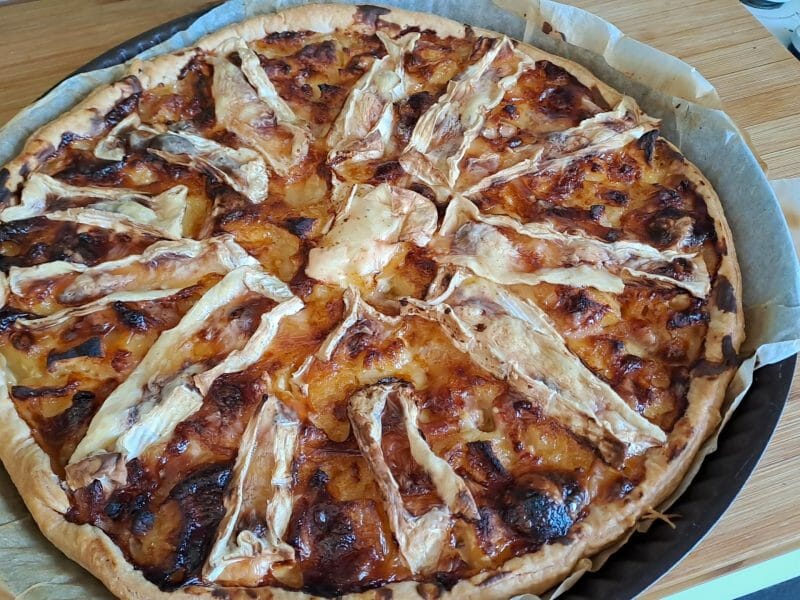 Cliquez pour zoomer ! Tarte au camembert, pommes et lardons Thermomix par Mali_Ya