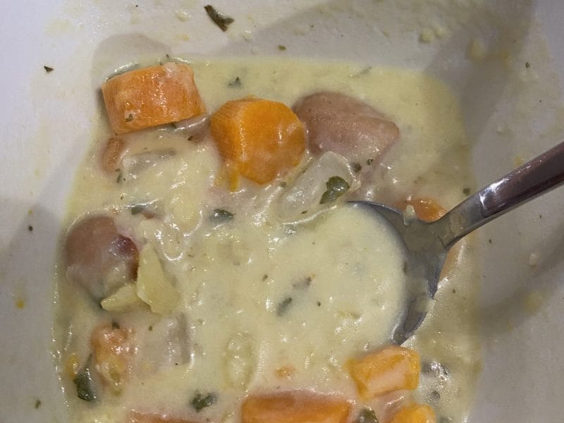 Cliquez pour zoomer ! Potée carottes, chou-rave et saucisses Thermomix par ninaddr