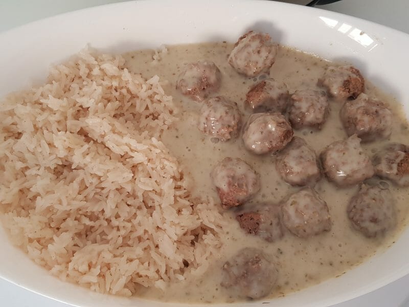 Cliquez pour zoomer ! Boulettes de viande sauce aux câpres Thermomix par Is@.