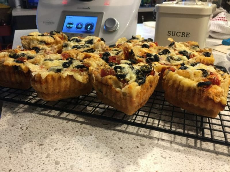 Muffins salés façon pizza au Thermomix - Cookomix