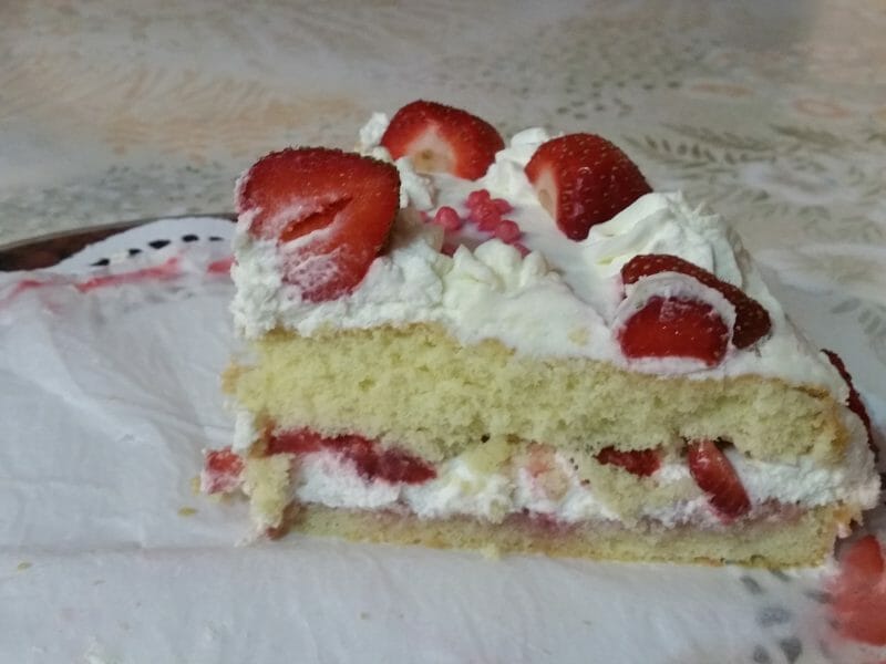 Fraisier roulé au Thermomix - Cookomix