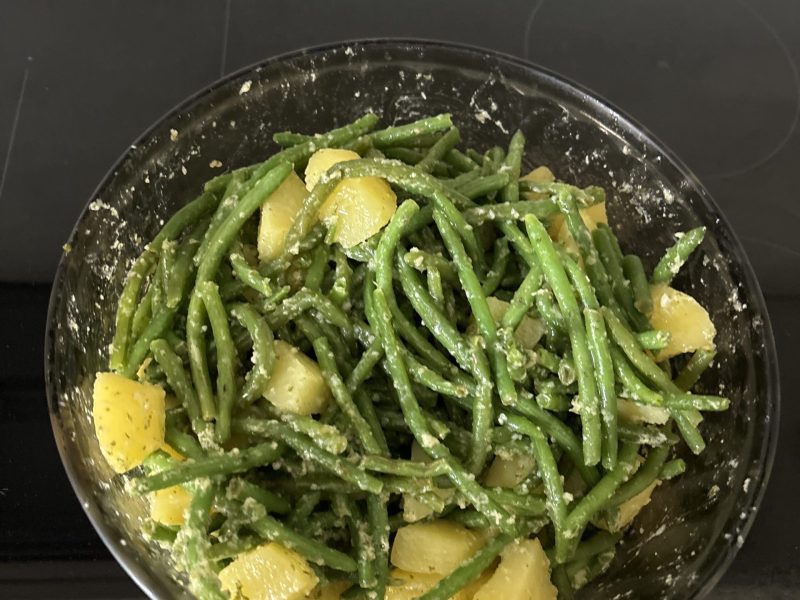 Cliquez pour zoomer ! Pommes de terre et haricots verts à l’ail et au persil Thermomix par valiu13