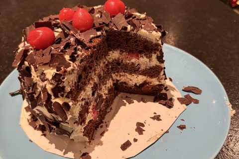 Cliquez pour zoomer ! Bûche forêt noire Thermomix par loutse