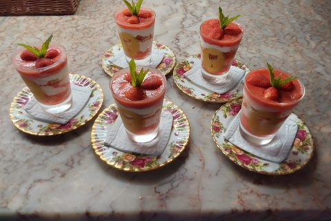 Cliquez pour zoomer ! Tiramisu aux fraises en verrines Thermomix par afambergi
