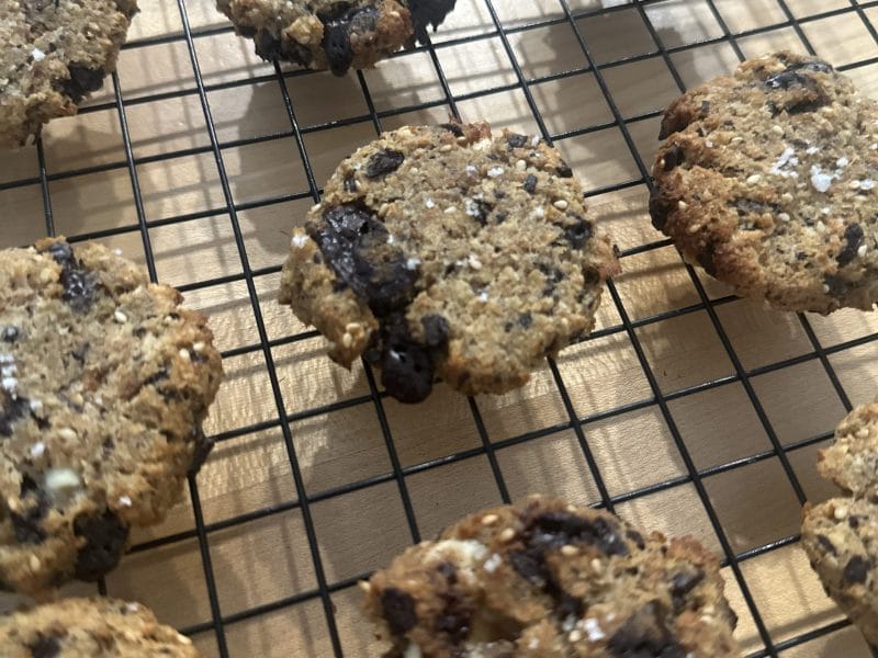 Cliquez pour zoomer ! Cookies au pain rassis et pépites de chocolat Thermomix par pooniepie