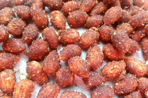 Cliquez pour zoomer ! Amandes grillées à la cannelle et au miel Thermomix par Jobi joba