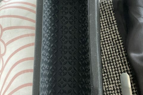 Cliquez pour zoomer ! C7C8A993-CC13-4DD2-B6FD-771F05EC941D