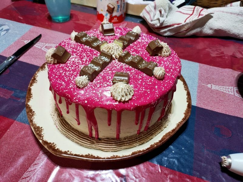 Cliquez pour zoomer ! Layer cake Kinder Bueno Thermomix par Mathieu.augustin61@gmail.com