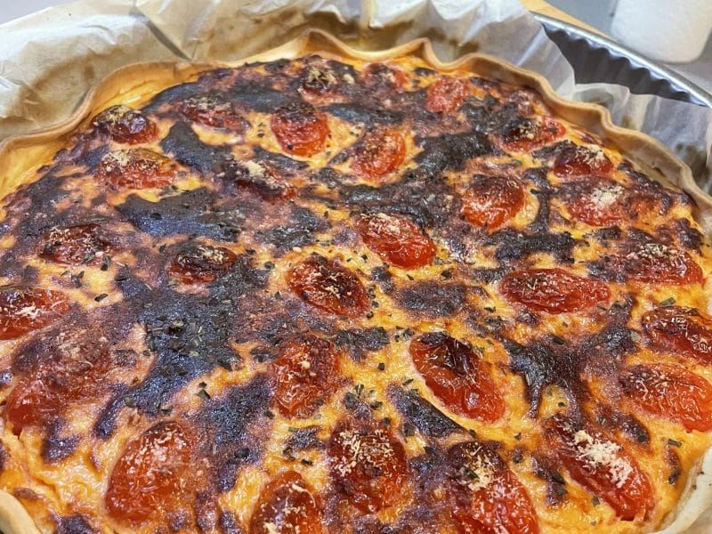 Cliquez pour zoomer ! Tarte aux tomates cerises et parmesan Thermomix par lenny90