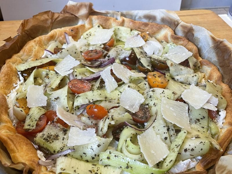 Cliquez pour zoomer ! Tarte feuilletée fromage frais et tomates Thermomix par lenny90