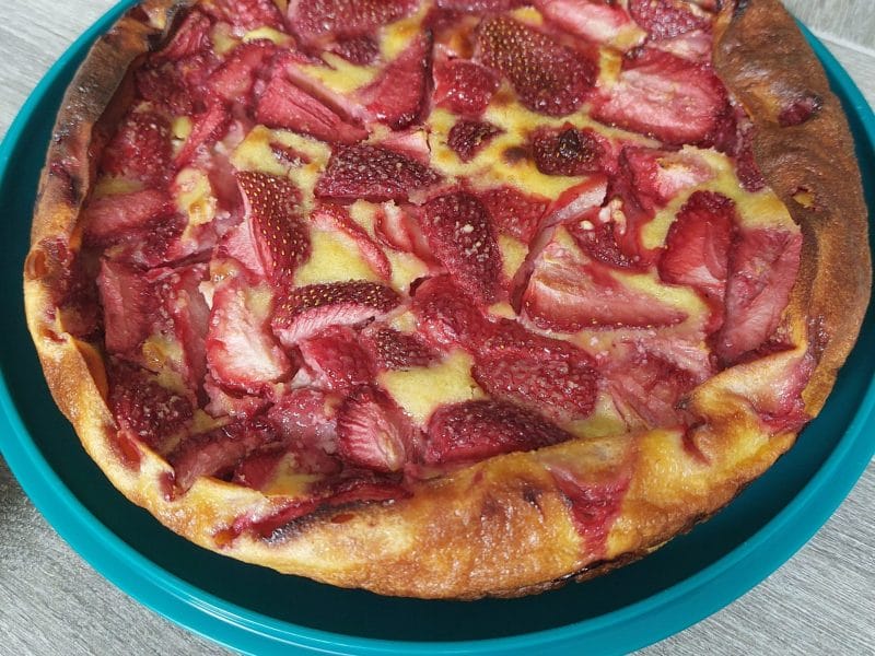 Cliquez pour zoomer ! Clafoutis aux fraises Thermomix par angelique_832