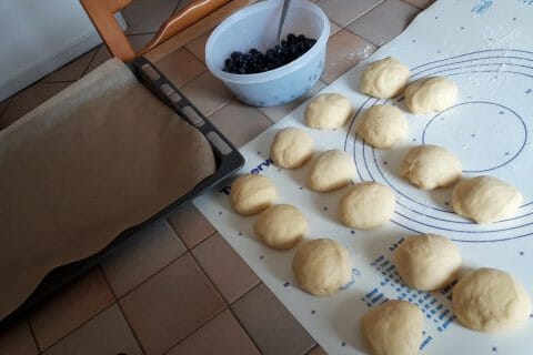 Cliquez pour zoomer ! Petits pains polonais aux myrtilles Thermomix par Cricri-25