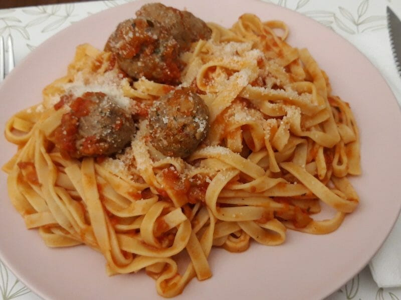 Cliquez pour zoomer ! Boulettes de viande à la sauce tomate Thermomix par Cricri-25