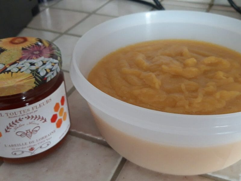 Cliquez pour zoomer ! Compote de pommes, bananes et miel Thermomix par Cricri-25