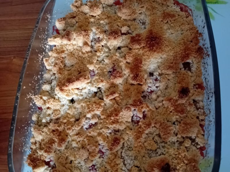 Cliquez pour zoomer ! Crumble fraise rhubarbe et noix de coco Thermomix par Cricri-25