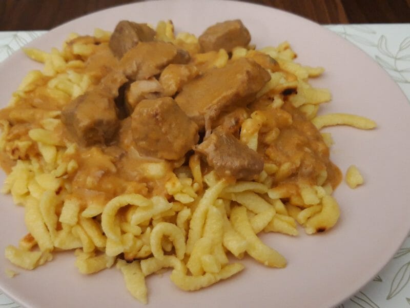 Cliquez pour zoomer ! Goulash de porc Thermomix par Cricri-25