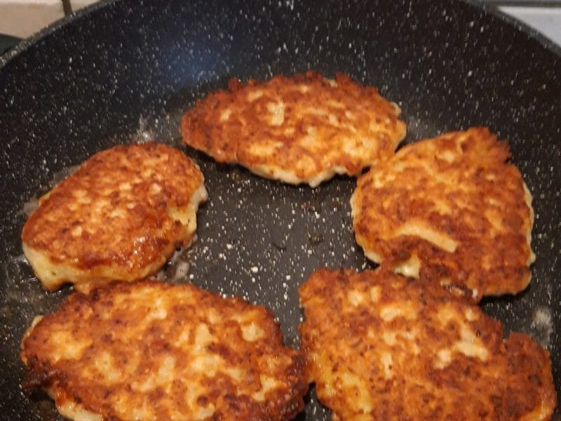 Cliquez pour zoomer ! Galettes de chou-fleur et sauce yaourt Thermomix par Cricri-25