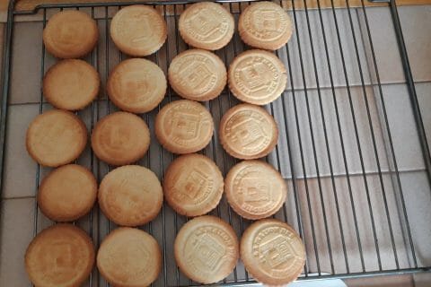 Cliquez pour zoomer ! Sablés sucrés à la vache qui rit Thermomix par Cricri-25
