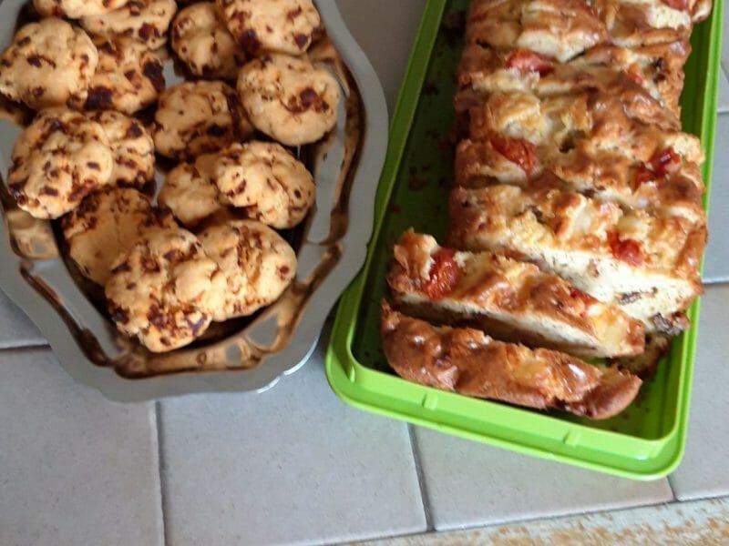 Cliquez pour zoomer ! Cake tomates mozzarella et lardons Thermomix par Cricri-25