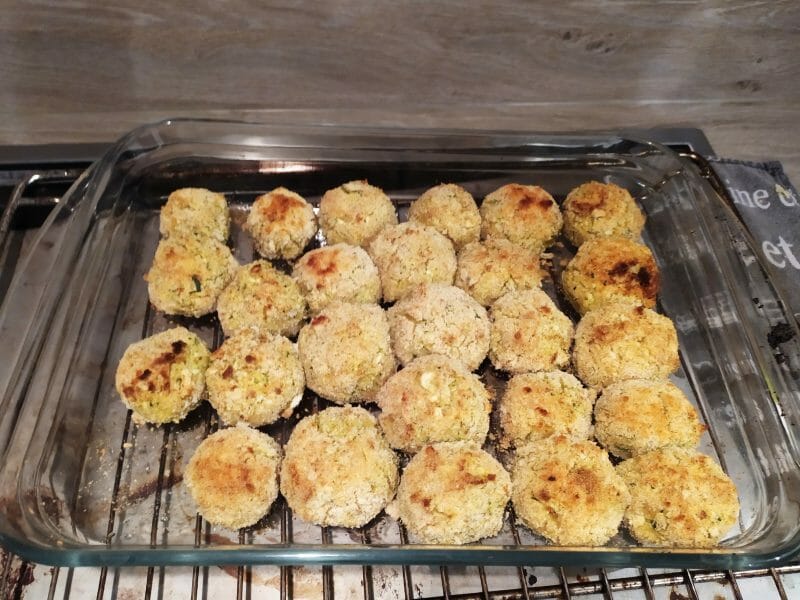 Cliquez pour zoomer ! Boulettes pois chiches et courgettes Thermomix par Elobobsam