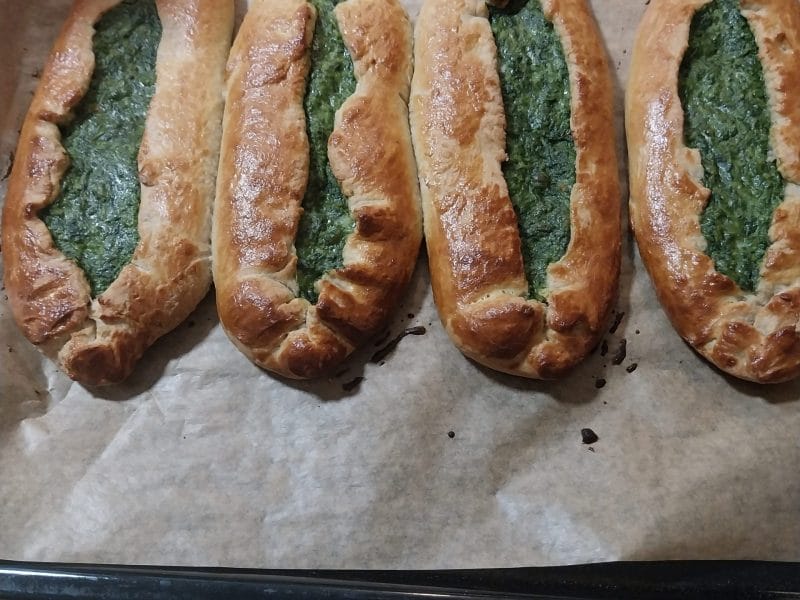 Cliquez pour zoomer ! Pide épinards et feta Thermomix par basilou68