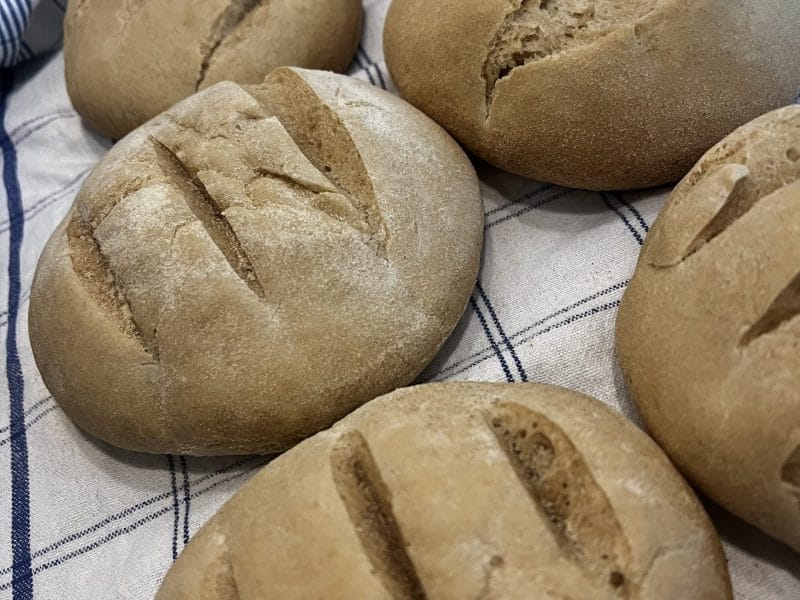 Cliquez pour zoomer ! Pains à la semoule au four Thermomix par anthony_374