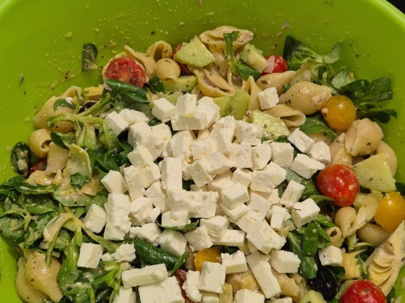 Cliquez pour zoomer ! Salade de pâtes à la grecque Thermomix par sabrina_4