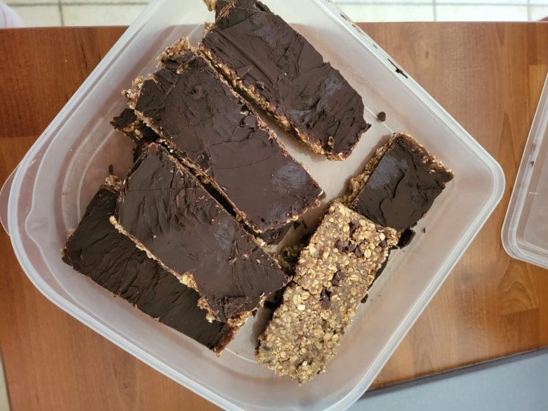 Cliquez pour zoomer ! Barres de céréales à l’avoine, noisettes, banane et chocolat Thermomix par Aurelie_7